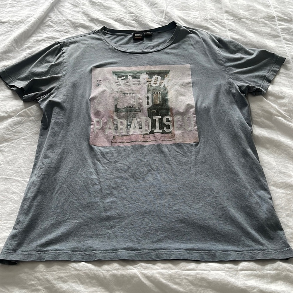 Hugo Boss Men’s tee t-shirt size xxl “welcome to paradise”